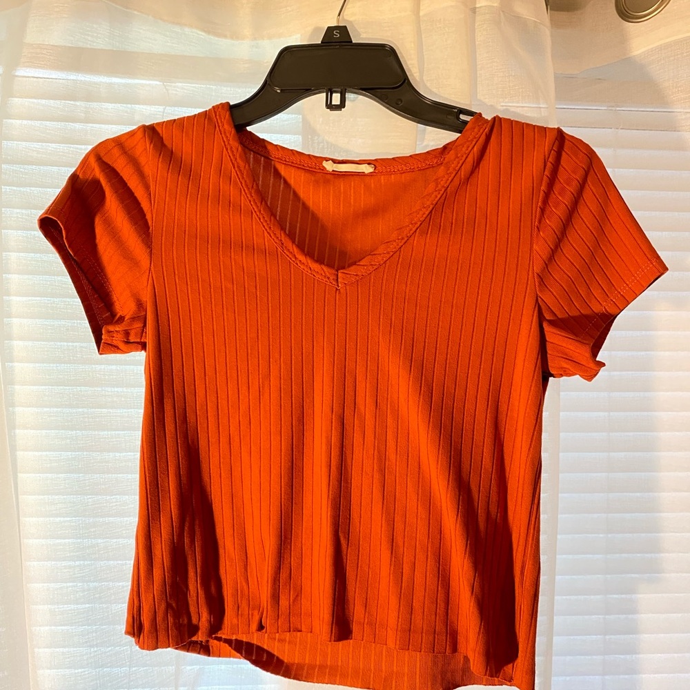 Autumn color crop ! Size small